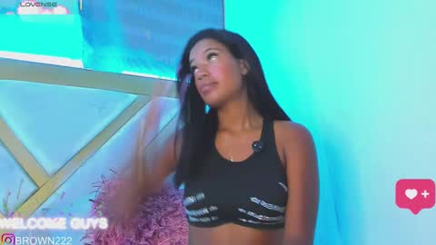 naomi brown online show from September 21, 2025, 6:04 am