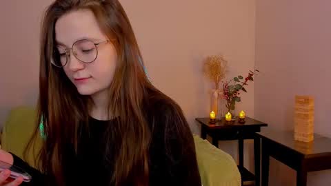 Mia with a big heart  online show from February 16, 2025, 3:26 am