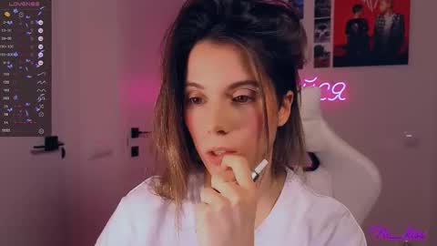 Snapshot of _ni_kiss chatting on December 4, 2025, 7:00 pm Nika online show from December 4, 2025, 7:00 pm