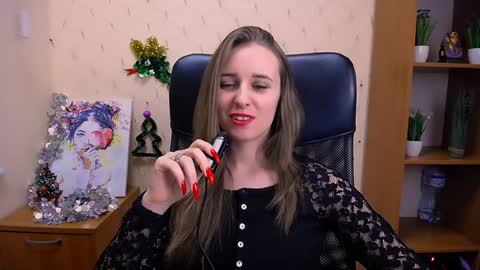 Snapshot of _nicole_new chatting on December 20, 2024, 3:53 pm Nica online show from December 20, 2024, 3:53 pm