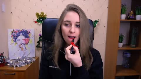 Snapshot of _nicole_new chatting on December 30, 2024, 2:40 pm Nica online show from December 30, 2024, 2:40 pm