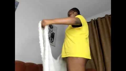 Snapshot of _nightnursee chatting on October 2, 2025, 8:27 pm belle online show from October 2, 2025, 8:27 pm