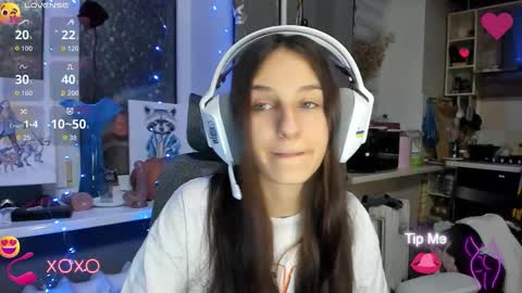 Nika online show from November 5, 2025, 6:30 pm