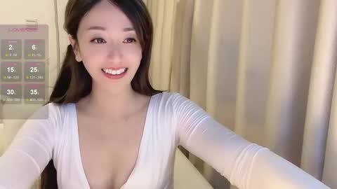 Snapshot of _nina_77 chatting on February 6, 2025, 1:54 pm _nina_77 online show from February 6, 2025, 1:54 pm