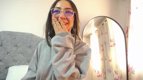 Paris online show from January 5, 2026, 5:27 pm