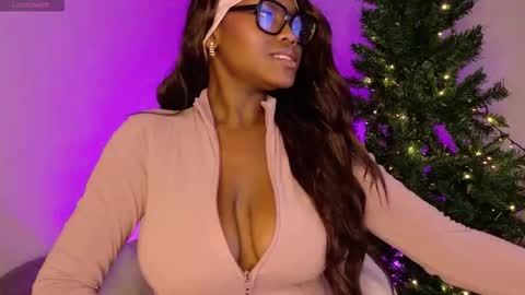 Paris online show from November 30, 2025, 3:32 am