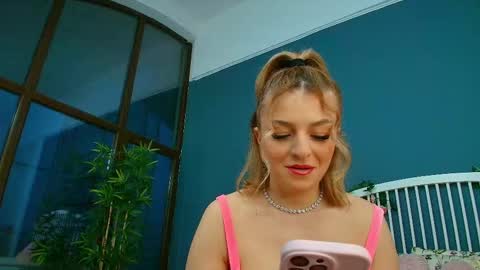 Alisa online show from February 22, 2026, 5:08 am