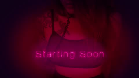 Snapshot of _private_person_ chatting on October 12, 2025, 1:54 pm HADLY today day-off see u online 0112 online show from October 12, 2025, 1:54 pm