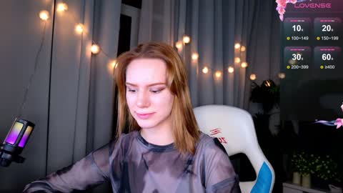 Snapshot of _ramona__ chatting on December 28, 2024, 5:55 am im Amy online show from December 28, 2024, 5:55 am