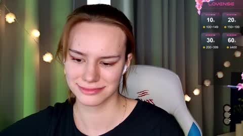 Snapshot of _ramona__ chatting on February 21, 2025, 12:39 pm im Amy online show from February 21, 2025, 12:39 pm