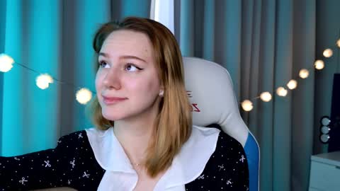 Snapshot of _ramona__ chatting on March 3, 2025, 12:48 pm im Amy online show from March 3, 2025, 12:48 pm