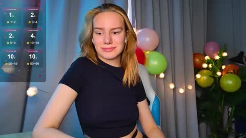 Snapshot of _ramona__ chatting on October 4, 2025, 6:22 am im Amy online show from October 4, 2025, 6:22 am