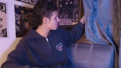 wav online show from September 21, 2025, 3:19 am