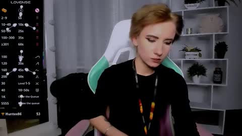 Rein online show from November 25, 2025, 7:14 pm