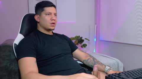 Roberto online show from March 22, 2026, 12:19 pm