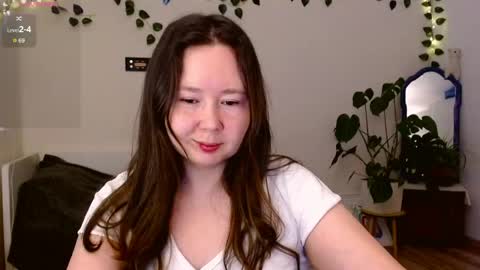 Snapshot of _rosie_cheeks_ chatting on June 1, 2026, 5:58 pm See you online show from June 1, 2026, 5:58 pm