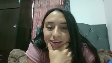 Snapshot of _salomeparra1 chatting on October 23, 2025, 4:39 pm _salomeparra1 online show from October 23, 2025, 4:39 pm