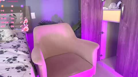 _samantagomez online show from March 11, 2025, 5:46 pm