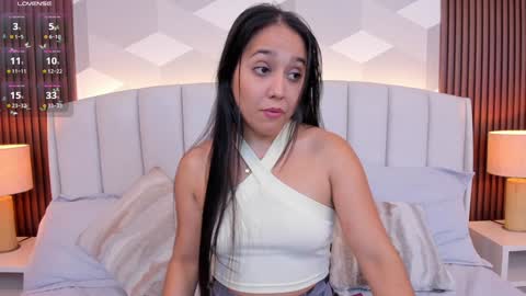 Antonella  online show from January 24, 2025, 1:03 pm