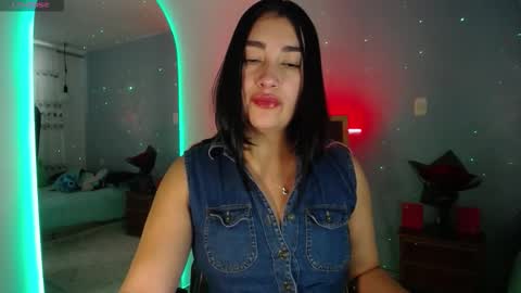 Snapshot of _santalove_ chatting on September 16, 2025, 7:04 pm SantaLove online show from September 16, 2025, 7:04 pm