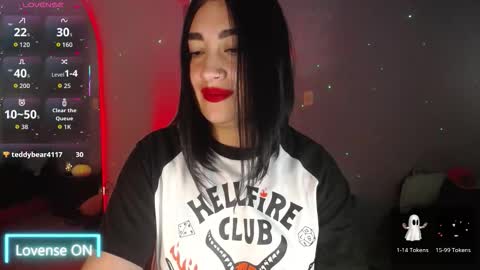  SantaLove  online show from February 2, 2026, 8:40 pm