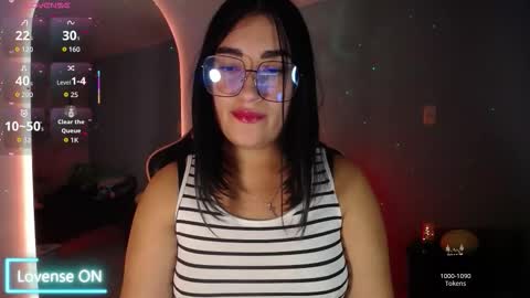  SantaLove  online show from February 4, 2026, 11:42 pm