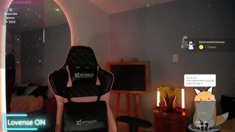  SantaLove  online show from March 6, 2026, 11:23 pm