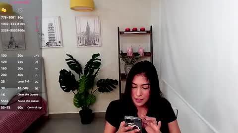 Snapshot of _sassy_girl chatting on February 18, 2025, 6:04 pm Sassy Girl online show from February 18, 2025, 6:04 pm