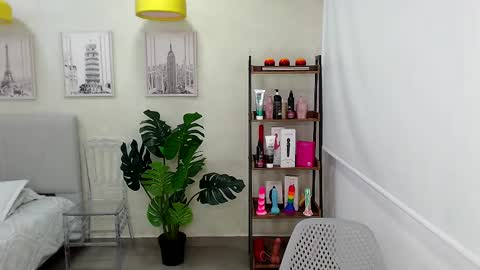 Snapshot of _sassy_girl chatting on March 10, 2025, 6:12 pm Sassy Girl online show from March 10, 2025, 6:12 pm