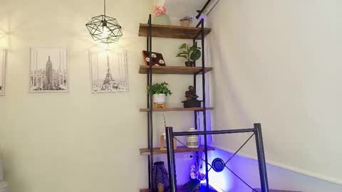 Sassy Girl online show from March 5, 2026, 6:15 pm