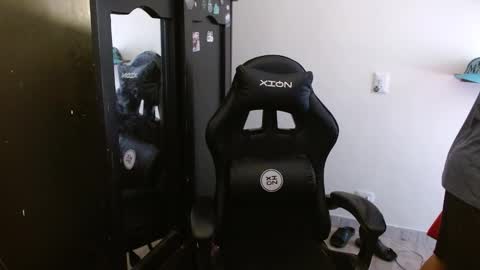 SCHNEIDER online show from January 17, 2026, 6:55 pm