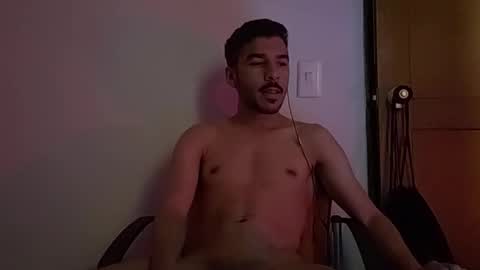 Snapshot of _sebas69 chatting on April 20, 2026, 11:57 am _sebas69 online show from April 20, 2026, 11:57 am