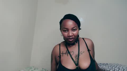 _sexysquirter online show from November 26, 2025, 5:58 pm