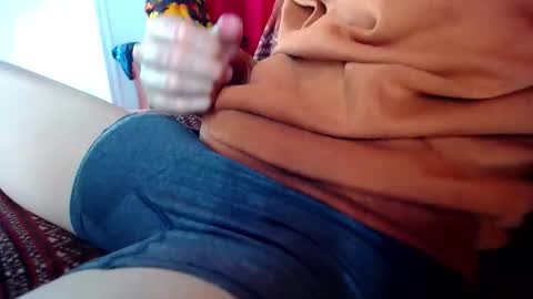 _skyleer_ online show from January 16, 2026, 12:03 am