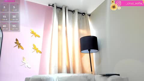    640  200   online show from February 1, 2025, 4:00 pm