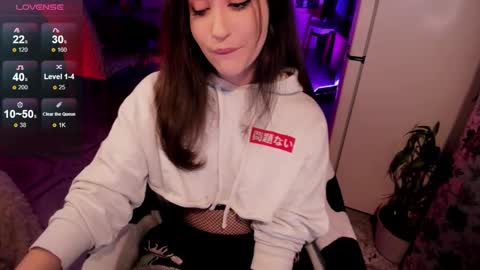 Snapshot of _sserendipityy_ chatting on October 15, 2025, 3:56 pm _sserendipityy_ online show from October 15, 2025, 3:56 pm