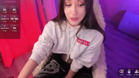 _sserendipityy_ online show from November 28, 2025, 5:15 pm