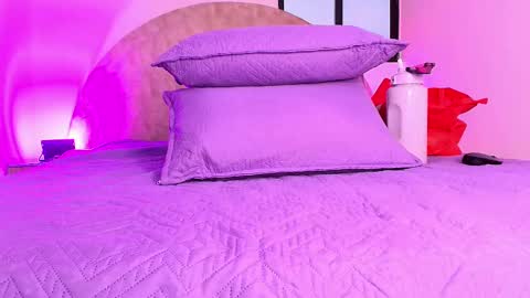 susy online show from November 19, 2025, 11:54 am