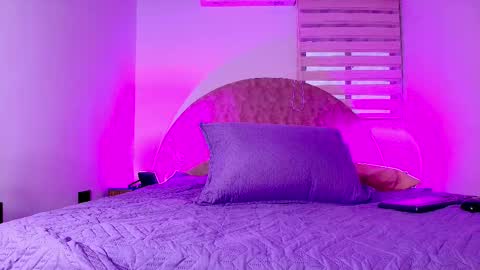 susy online show from November 22, 2025, 12:04 pm