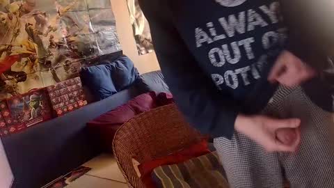 Sven online show from December 18, 2025, 1:17 pm