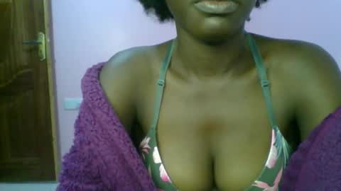 Gabriella online show from October 31, 2025, 8:21 pm