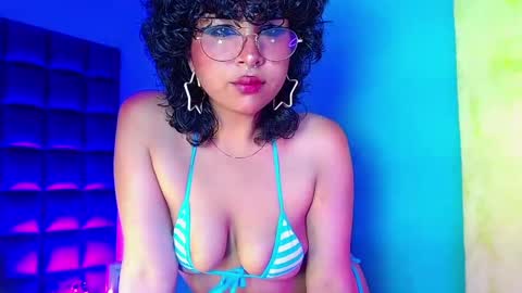 Kuromi online show from March 2, 2025, 5:04 pm