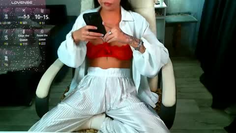 Milana   welcome to my world  online show from May 13, 2026, 8:01 am