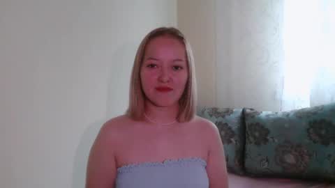 Snapshot of _sweet_smile_ chatting on September 25, 2025, 9:13 am _sweet_smile_ online show from September 25, 2025, 9:13 am