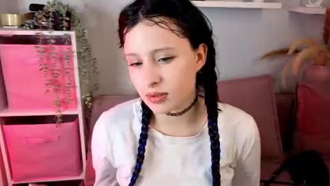 Sylvia online show from June 11, 2026, 12:25 pm