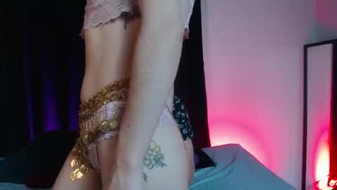 Snapshot of _tattoo_couple chatting on February 7, 2025, 2:15 pm online show from February 7, 2025, 2:15 pm