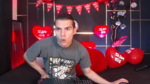 Snapshot of _tattoo_couple chatting on February 13, 2025, 2:09 pm online show from February 13, 2025, 2:09 pm