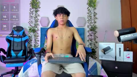 Snapshot of _taylor_black chatting on September 30, 2025, 12:26 am Taylor online show from September 30, 2025, 12:26 am