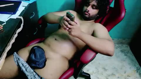 _telugu_boy online show from May 16, 2026, 4:09 am