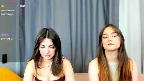 Snapshot of _teona_ann_for_you_ chatting on February 17, 2025, 6:20 am Teona and Annred hair online show from February 17, 2025, 6:20 am